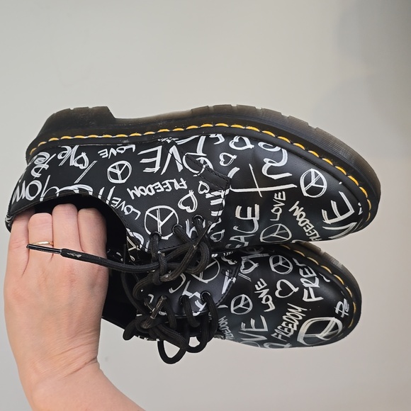 Dr.Martens 1461 Script Peace Love Freedom Black Oxford Shoes - Picture 4 of 11